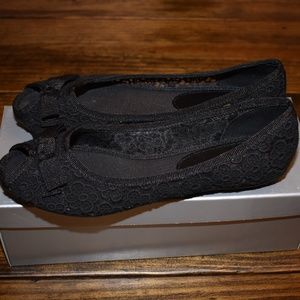Report Black Lace Flats
